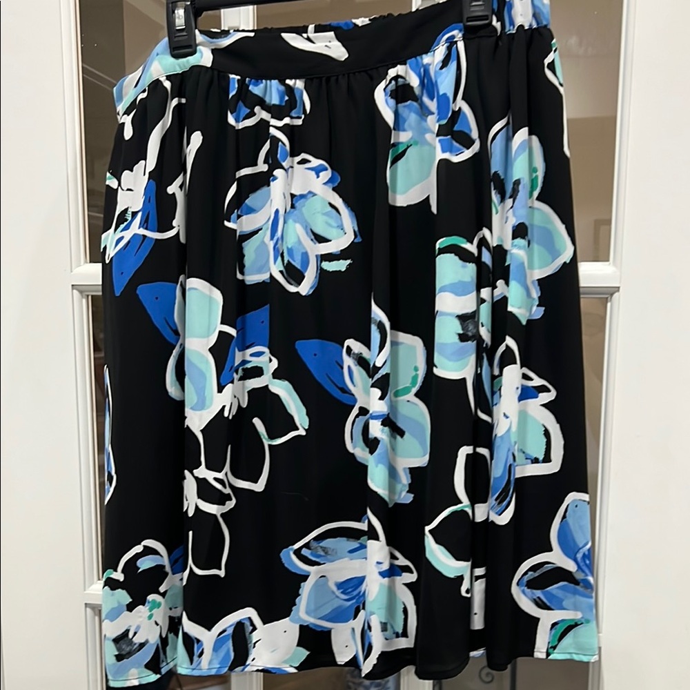 Elle Black and Blue Floral Mini Skirt